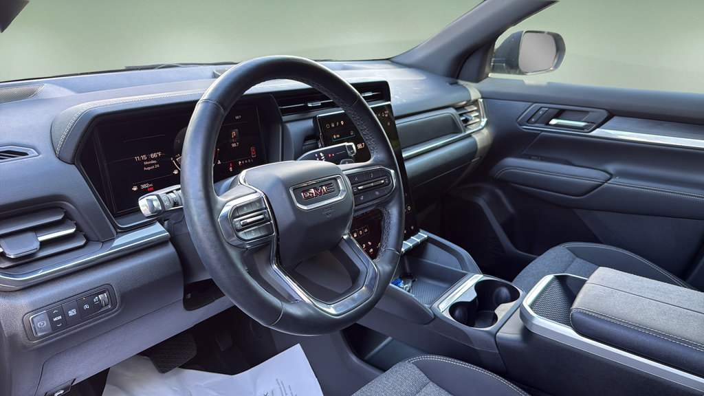 Used 2025 GMC Terrain Elevation FWD image 15