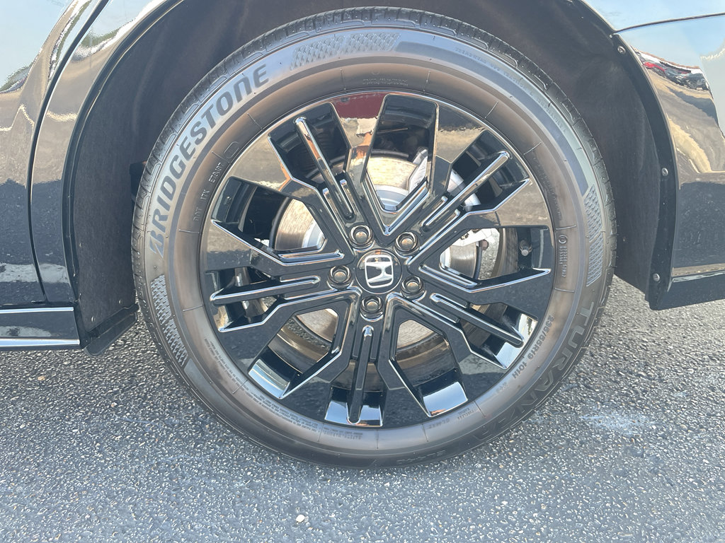 Used 2025 Honda Odyssey Sport-L image 28