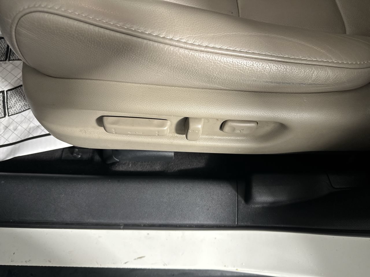 Used 2019 Honda Pilot Touring image 4