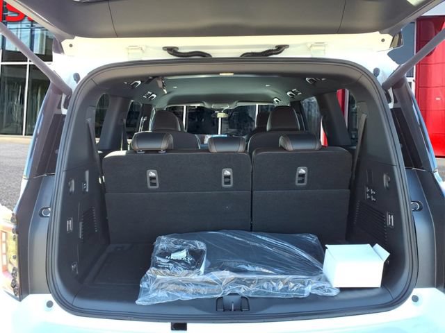 New 2026 Nissan Armada SL w/ Captain's Chari Seat Package AWD/4WD image 31