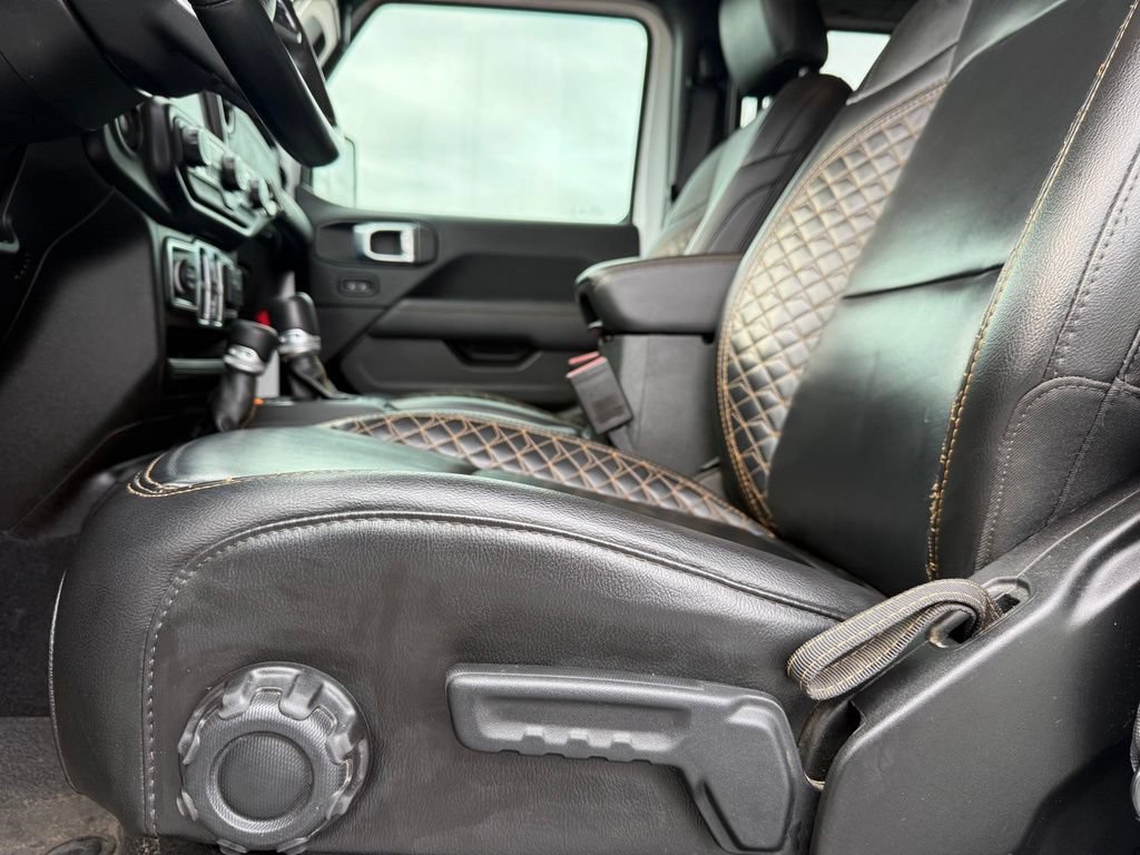 Used 2021 Jeep Gladiator Overland AWD/4WD image 10