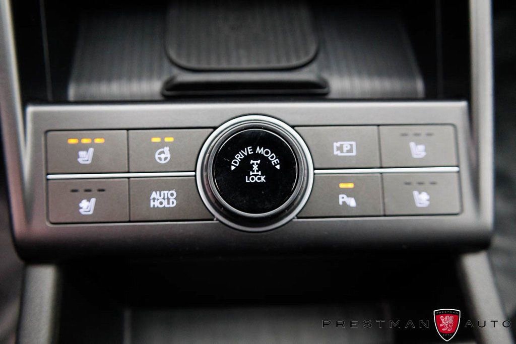 Used 2025 Hyundai Kona Limited AWD/4WD image 37