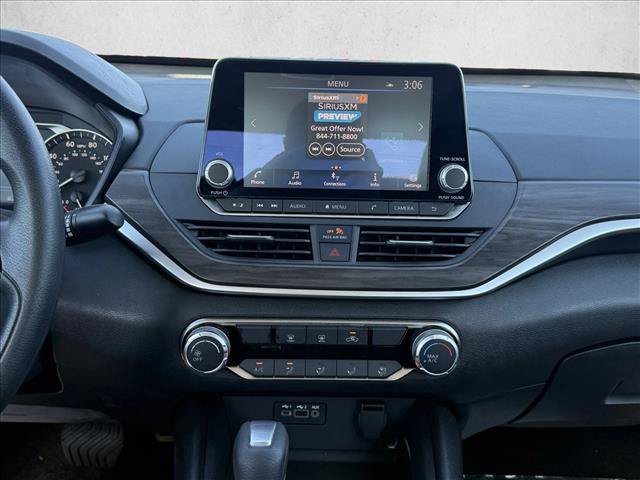 Used 2026 Nissan Altima 2.5 SV FWD image 17