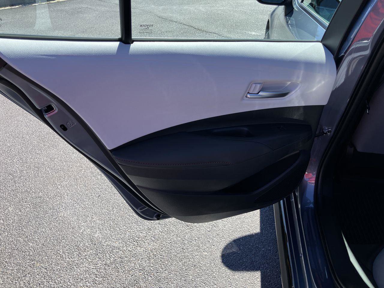 Certified 2025 Toyota Corolla SE image 21