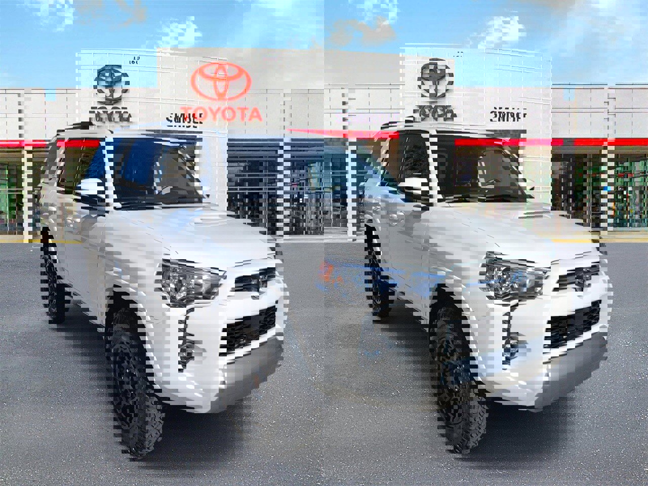 Used 2023 Toyota 4Runner TRD Off-Road Premium image 2