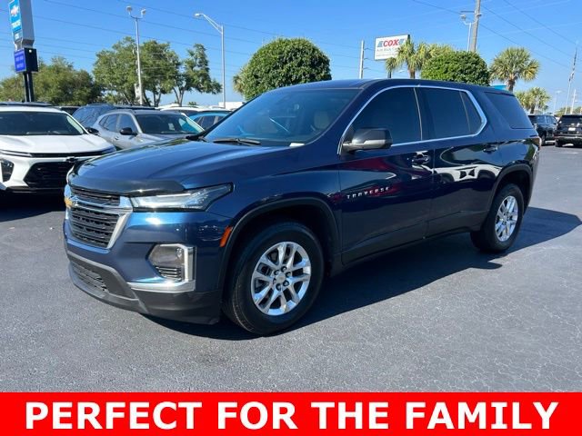 Used 2023 Chevrolet Traverse LS FWD image 3
