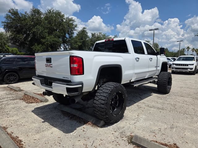Used 2016 GMC Sierra 2500 Denali w/ Duramax Plus Package AWD/4WD image 7