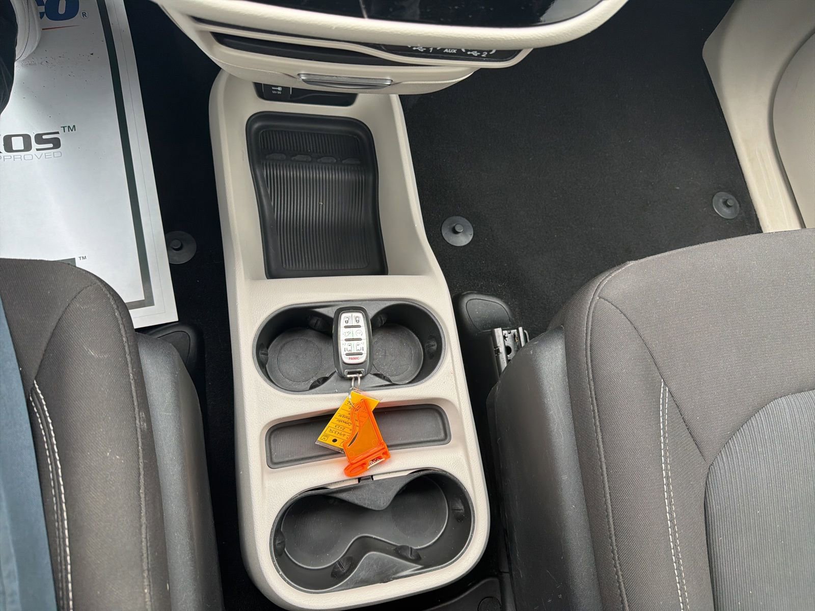 Used 2023 Chrysler Voyager LX FWD image 16