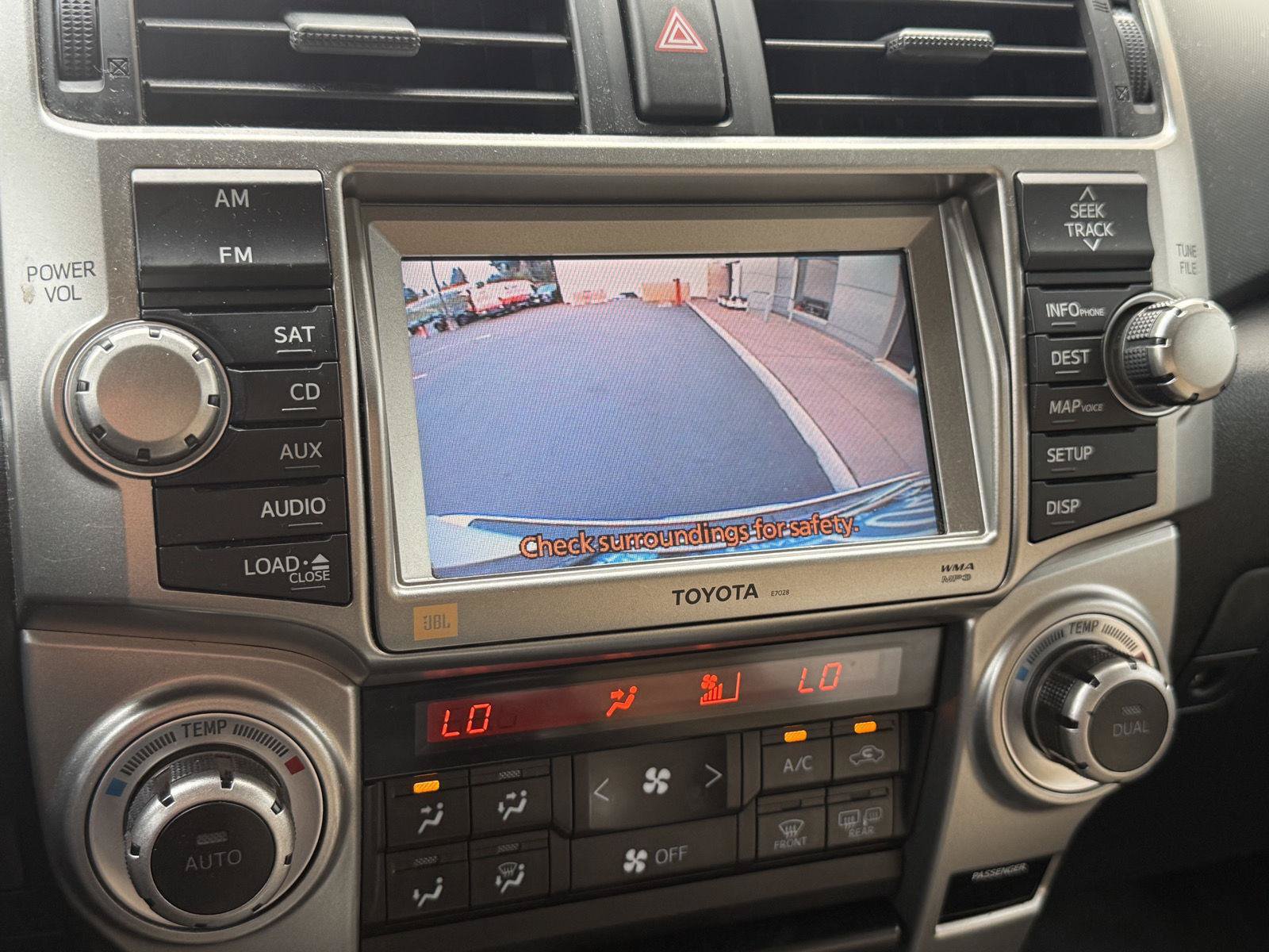 Used 2010 Toyota 4Runner Limited AWD/4WD image 20