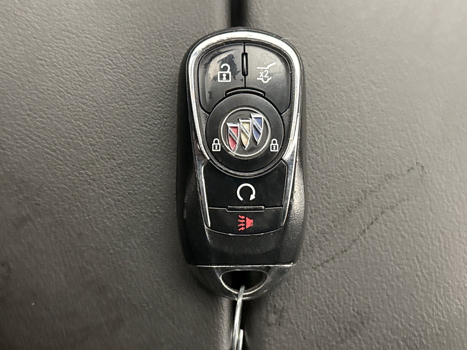 Used 2020 Buick Envision Premium AWD/4WD image 10