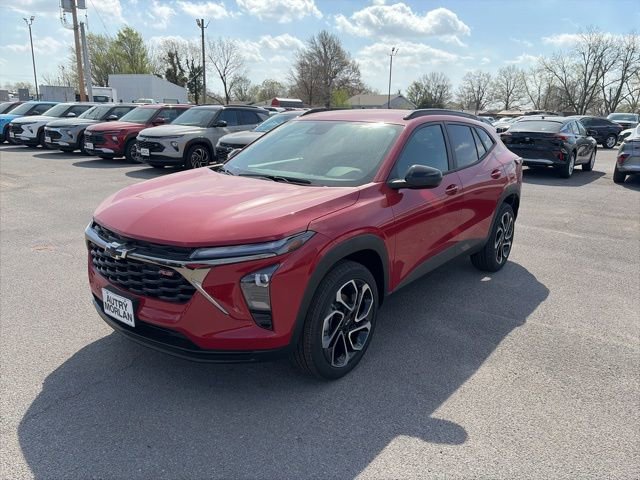 New 2026 Chevrolet Trax RS image 2