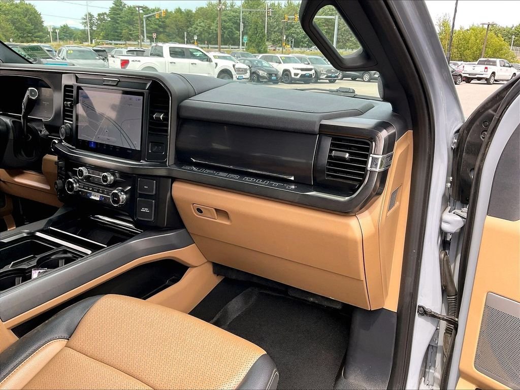 Used 2026 Ford F250 Lariat w/ Lariat Ultimate Package AWD/4WD image 12
