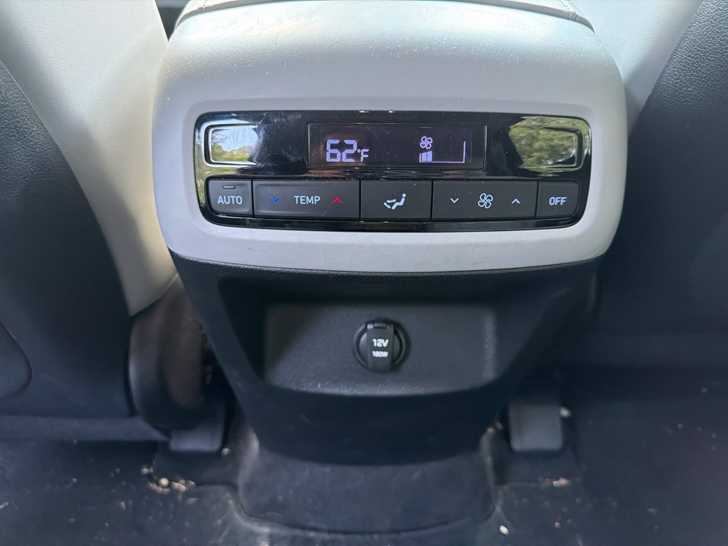 Used 2024 Hyundai Palisade SEL FWD image 18
