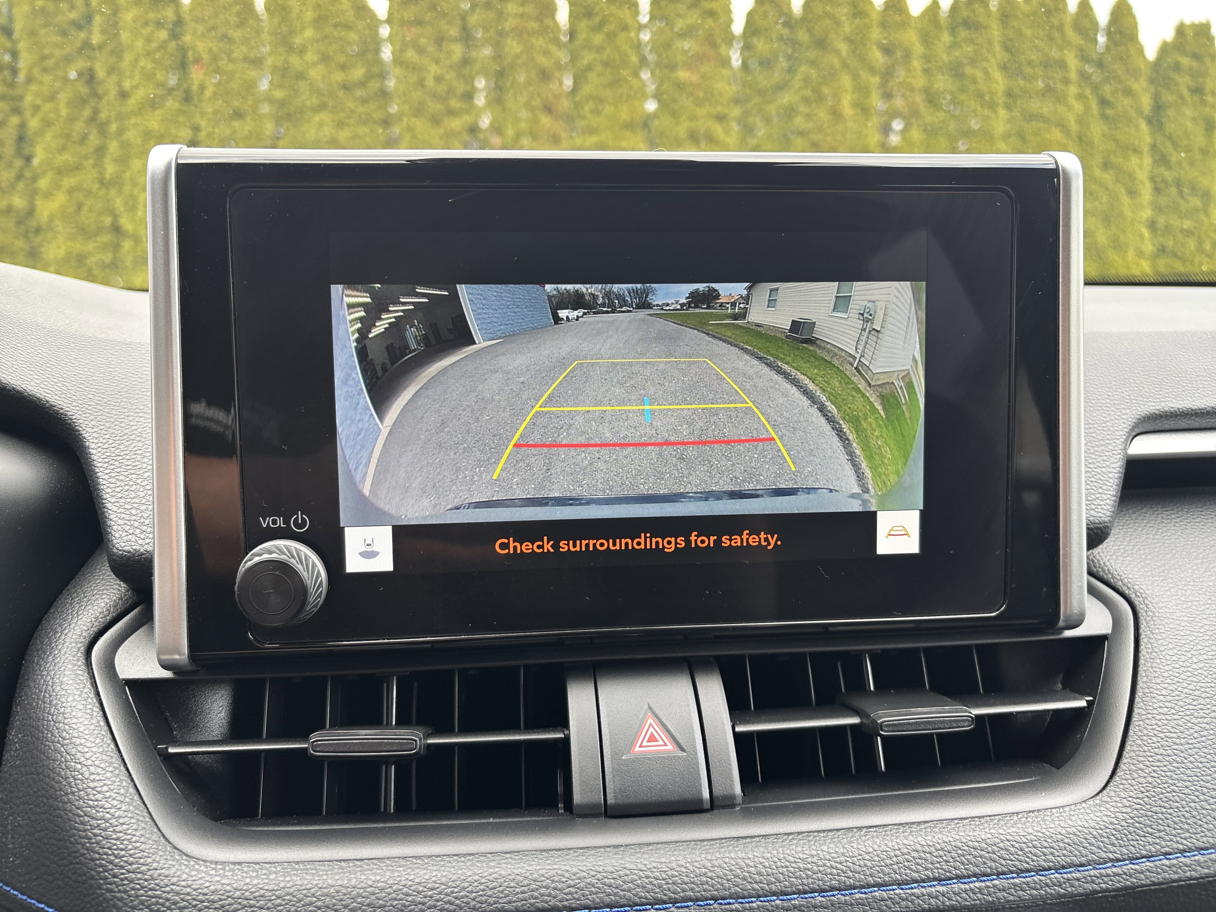 Used 2023 Toyota RAV4 SE w/ Convenience Package image 27