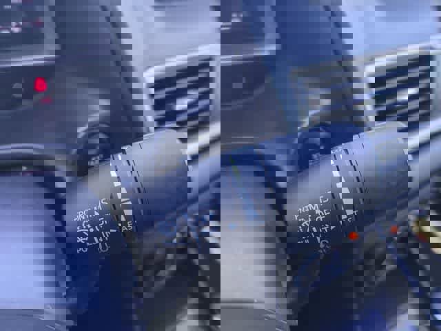 Used 2016 MAZDA MAZDA3 i Sport image 23