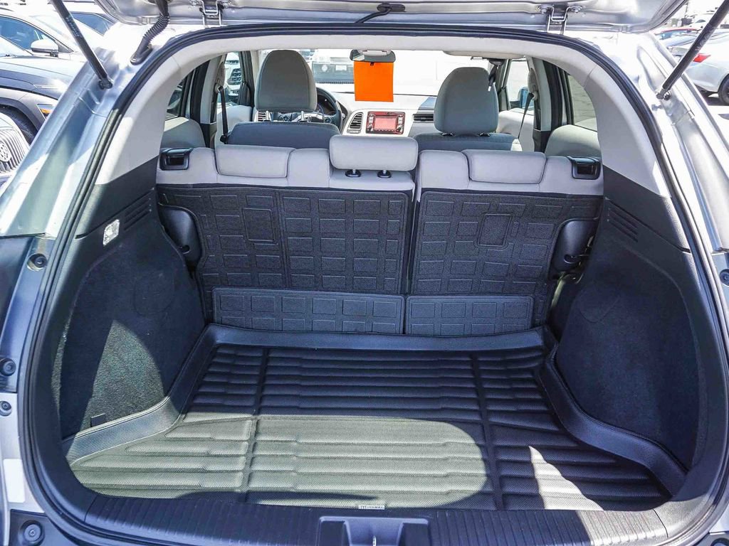 Used 2017 Honda HR-V LX image 24