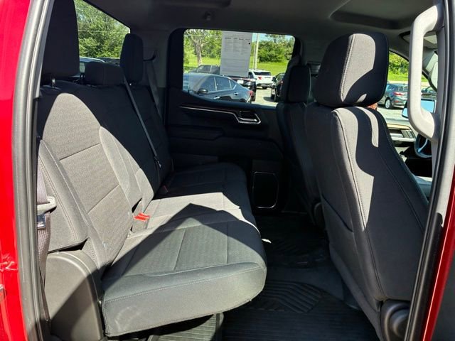 Used 2024 Chevrolet Silverado 1500 LT w/ Z71 Off-Road Package image 18