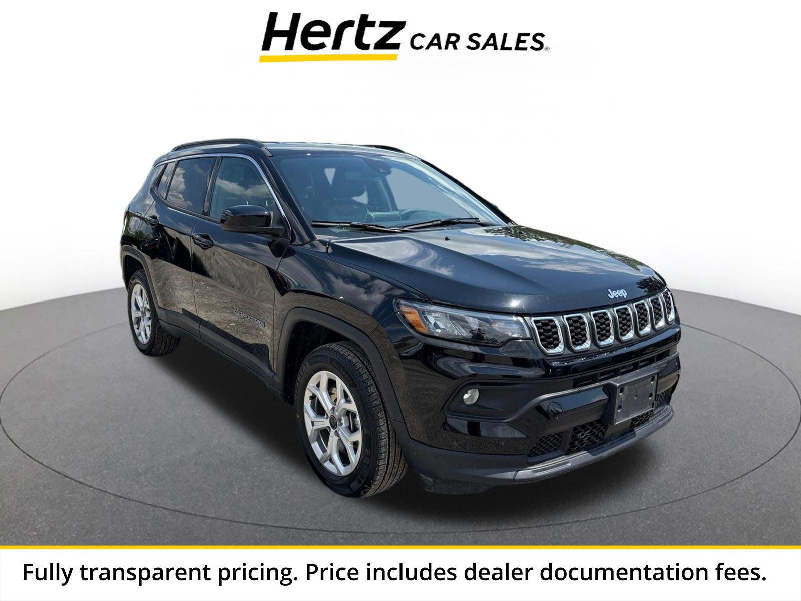 Used 2025 Jeep Compass Latitude AWD/4WD image 1