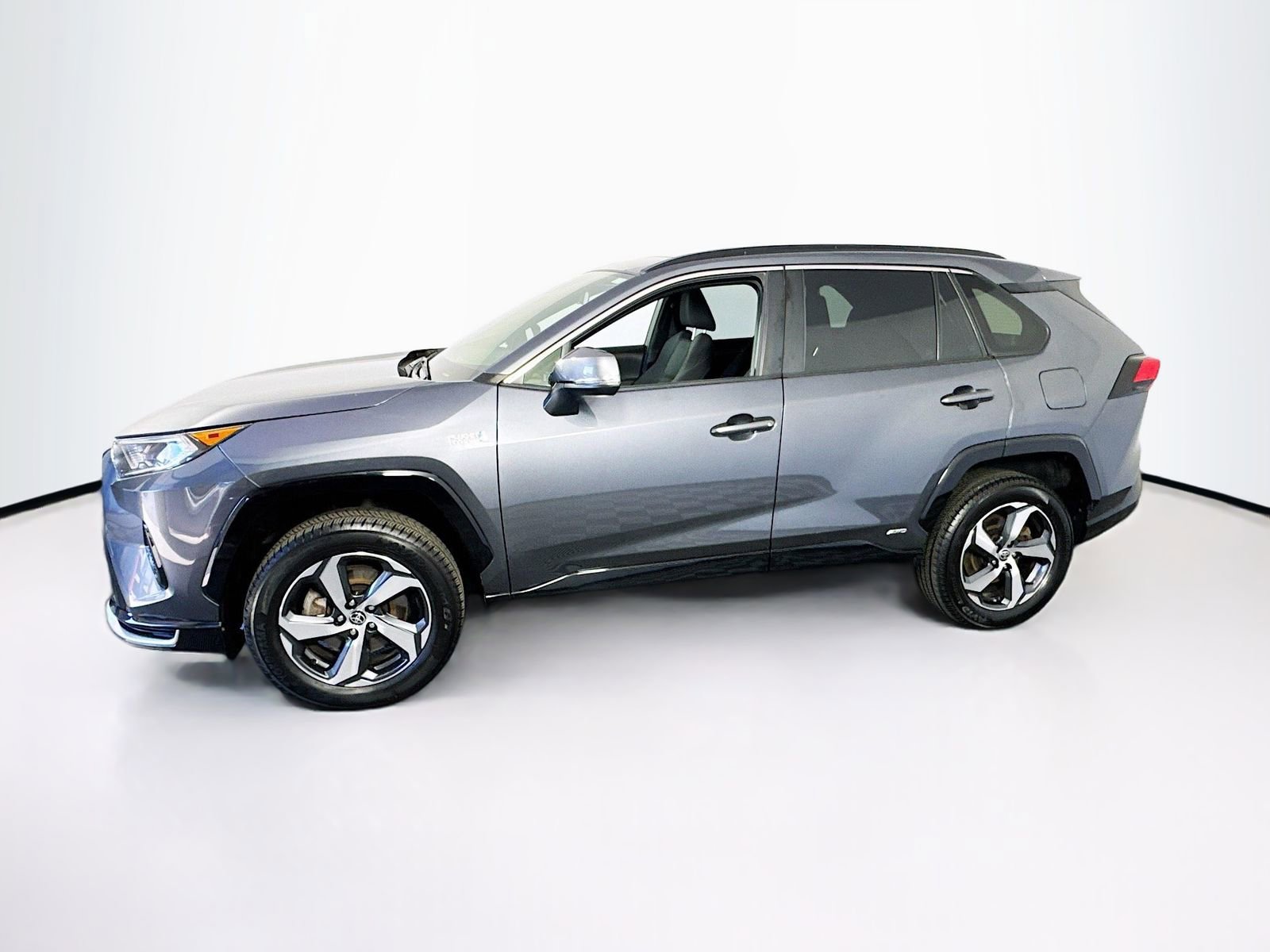 Certified 2021 Toyota RAV4 SE w/ Weather & Moonroof Package AWD/4WD image 4