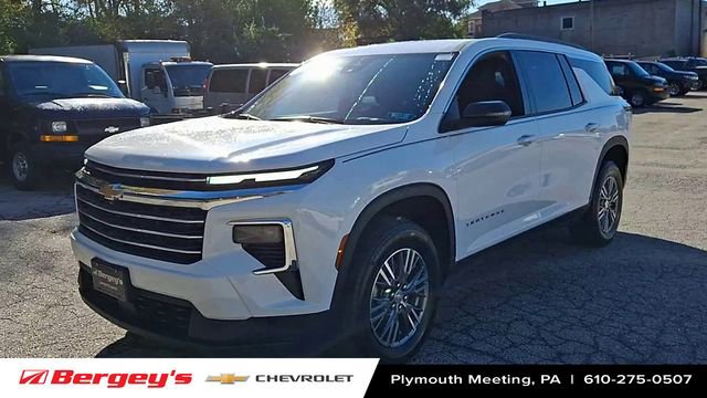 Certified 2025 Chevrolet Traverse LT image 4