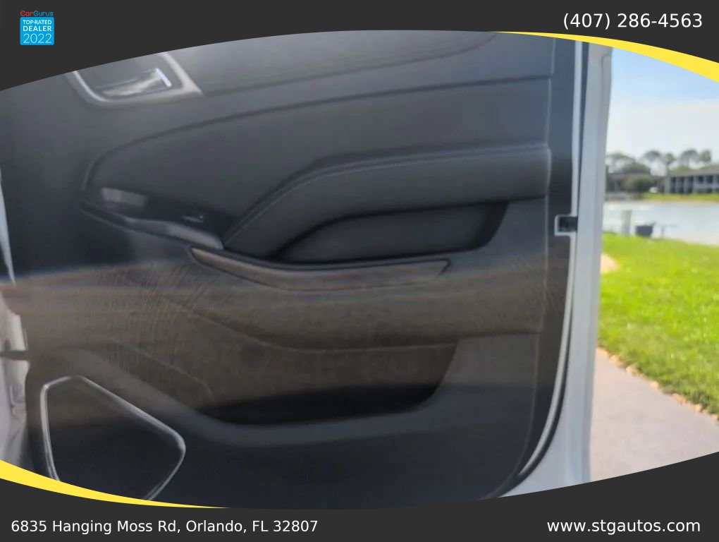 Used 2017 GMC Yukon XL Denali w/ Open Road Package AWD/4WD image 25