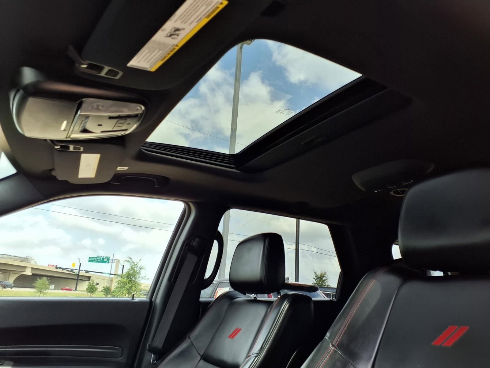 Used 2024 Dodge Durango GT RWD image 10