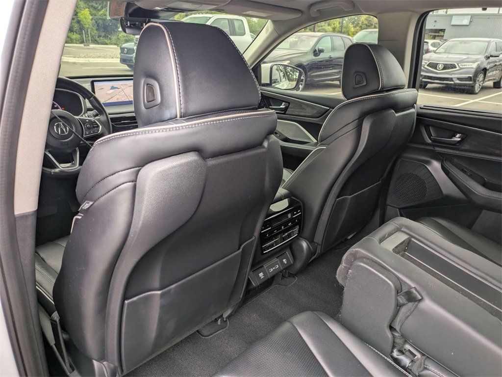 Used 2023 Acura MDX SH-AWD w/ Advance Package image 28