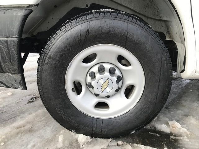 Certified 2024 Chevrolet Express 2500 Extended w/ Driver Convenience Package image 18