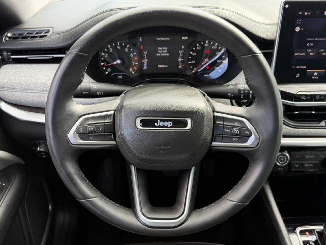Used 2023 Jeep Compass Latitude w/ Convenience Group AWD/4WD image 12
