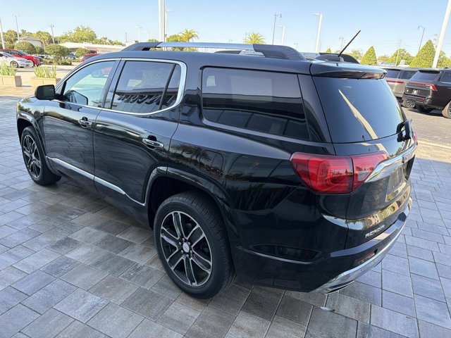 Used 2017 GMC Acadia Denali w/ Technology Package image 4