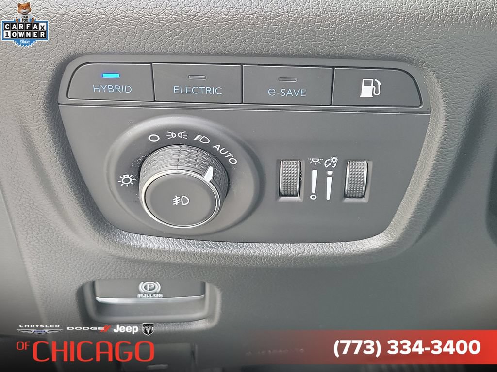 Used 2024 Jeep Grand Cherokee Overland w/ Luxury Tech Group IV AWD/4WD image 25