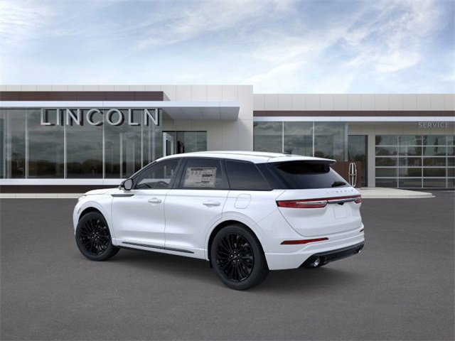 New 2025 Lincoln Corsair Reserve w/ Jet Appearance Package image 5