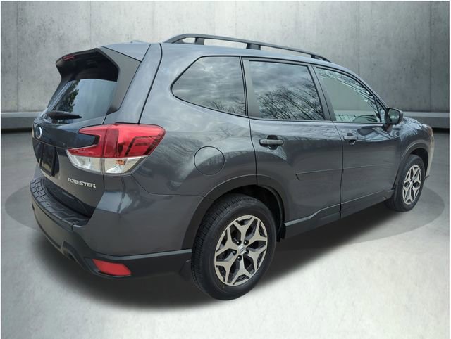 Used 2023 Subaru Forester Premium AWD/4WD image 5