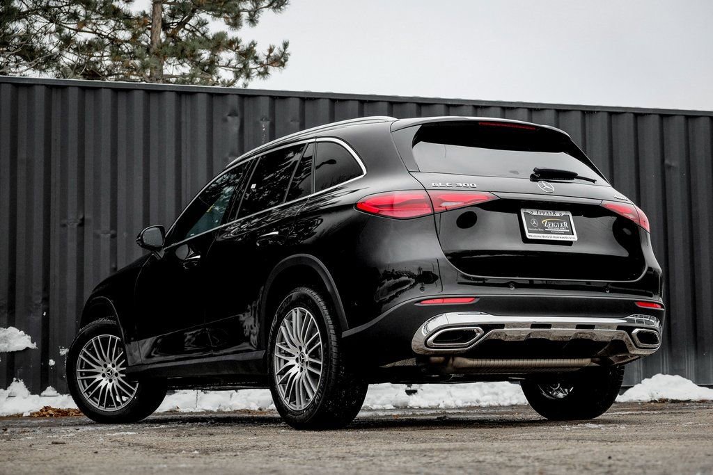 New 2026 Mercedes-Benz GLC 300 4MATIC image 2