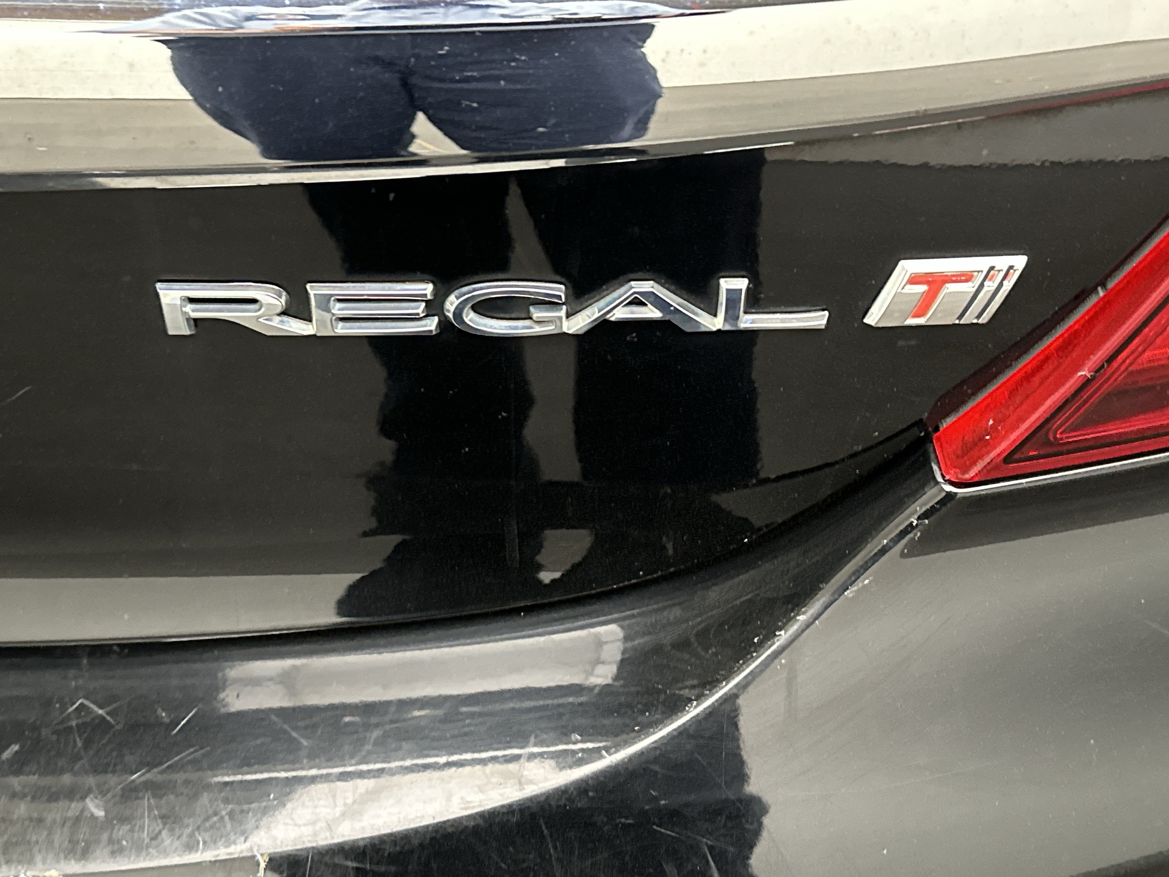 Used 2015 Buick Regal FWD image 10