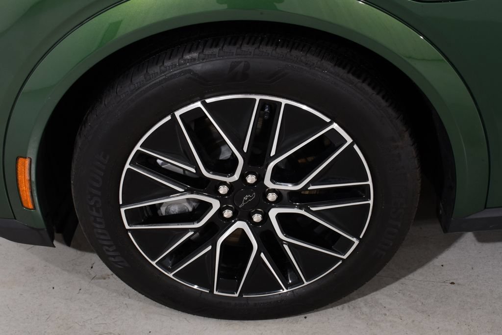 Used 2025 Ford Mustang Mach-E Premium AWD/4WD image 24