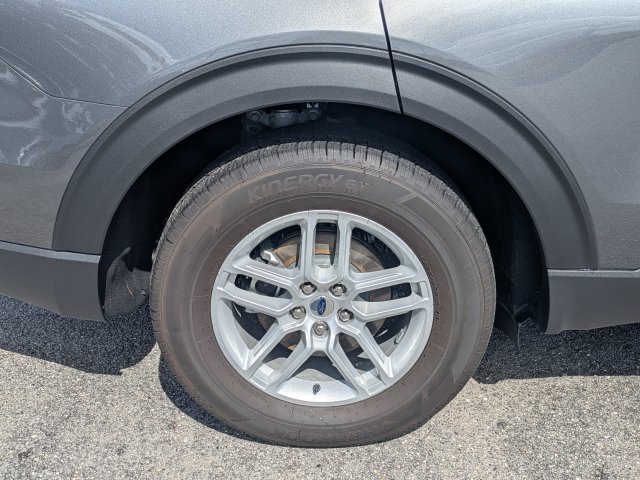 Certified 2026 Ford Explorer Active w/ Active Comfort Package RWD image 11