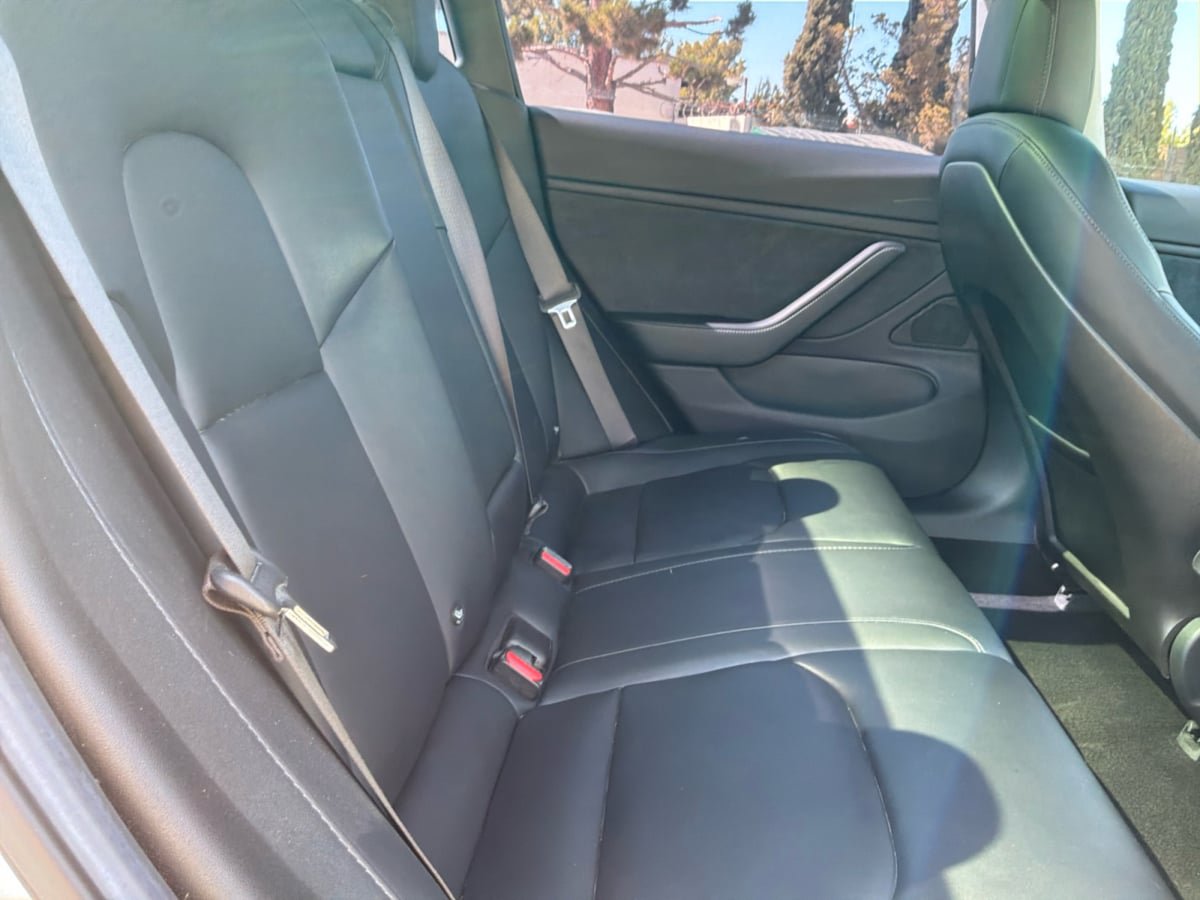 Used 2018 Tesla Model 3 Long Range RWD image 20