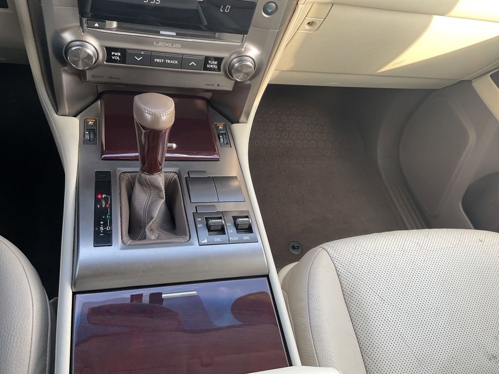 Used 2015 Lexus GX 460 image 19