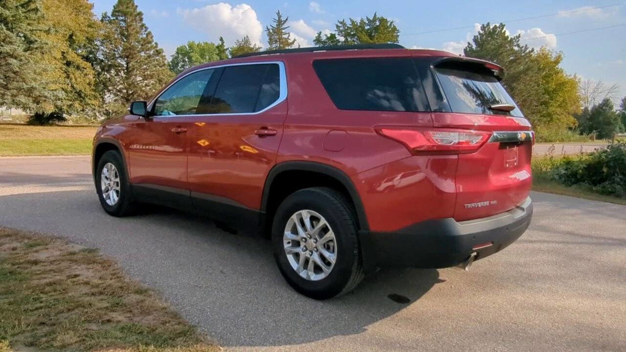 Used 2020 Chevrolet Traverse LT w/ LPO, Cargo Package image 3