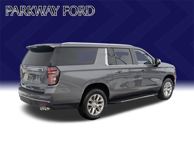 Used 2021 Chevrolet Suburban Premier w/ Premium Package image 5