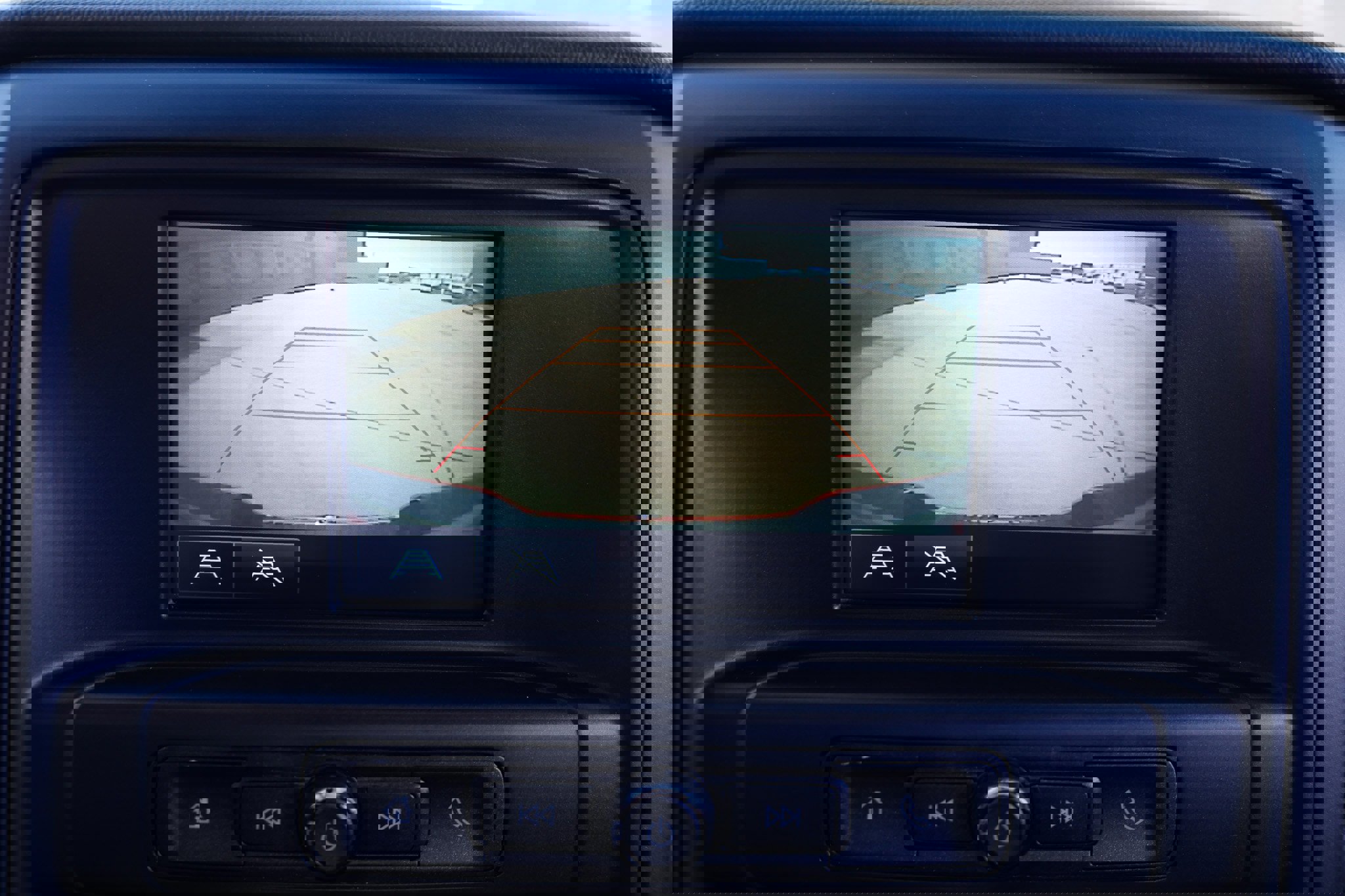 Used 2019 Chevrolet Silverado 1500 Custom w/ Custom Convenience Package image 38