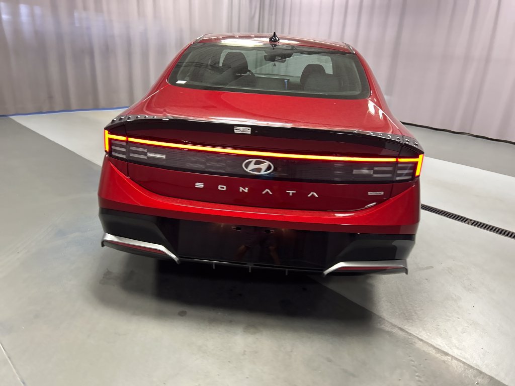 Used 2026 Hyundai Sonata SEL AWD/4WD image 6