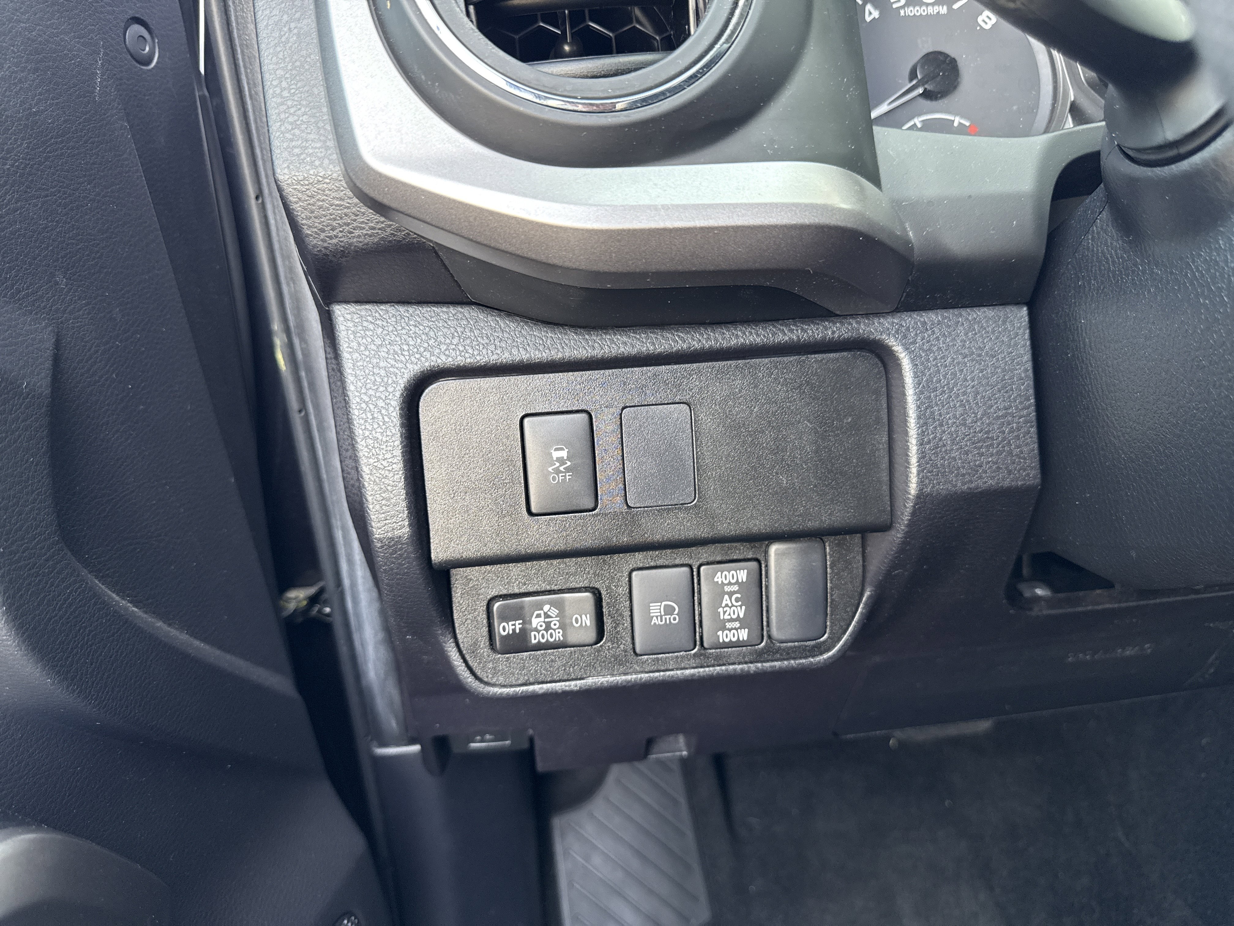 Used 2023 Toyota Tacoma 4x4 Double Cab w/ Trail Edition image 18