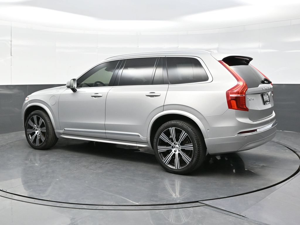 Used 2025 Volvo XC90 T8 Ultra w/ Protection Package Premier AWD/4WD image 4