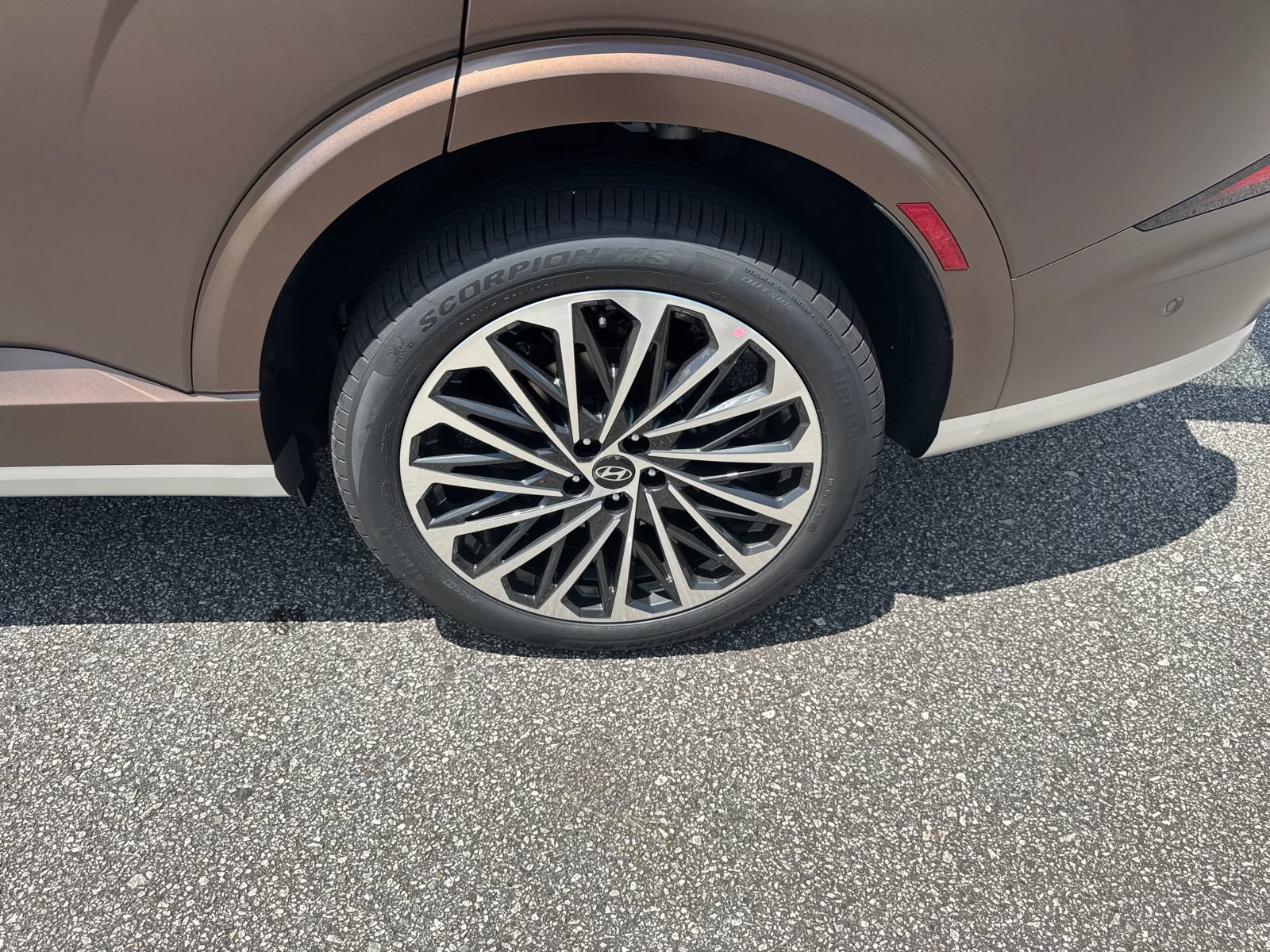 New 2026 Hyundai Palisade Calligraphy FWD image 21