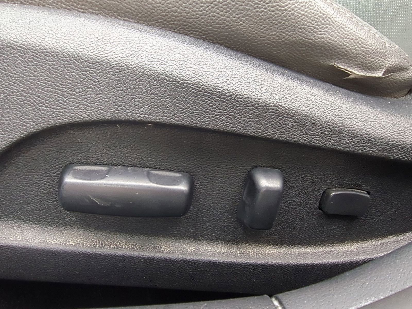 Used 2011 Hyundai Sonata Limited image 22