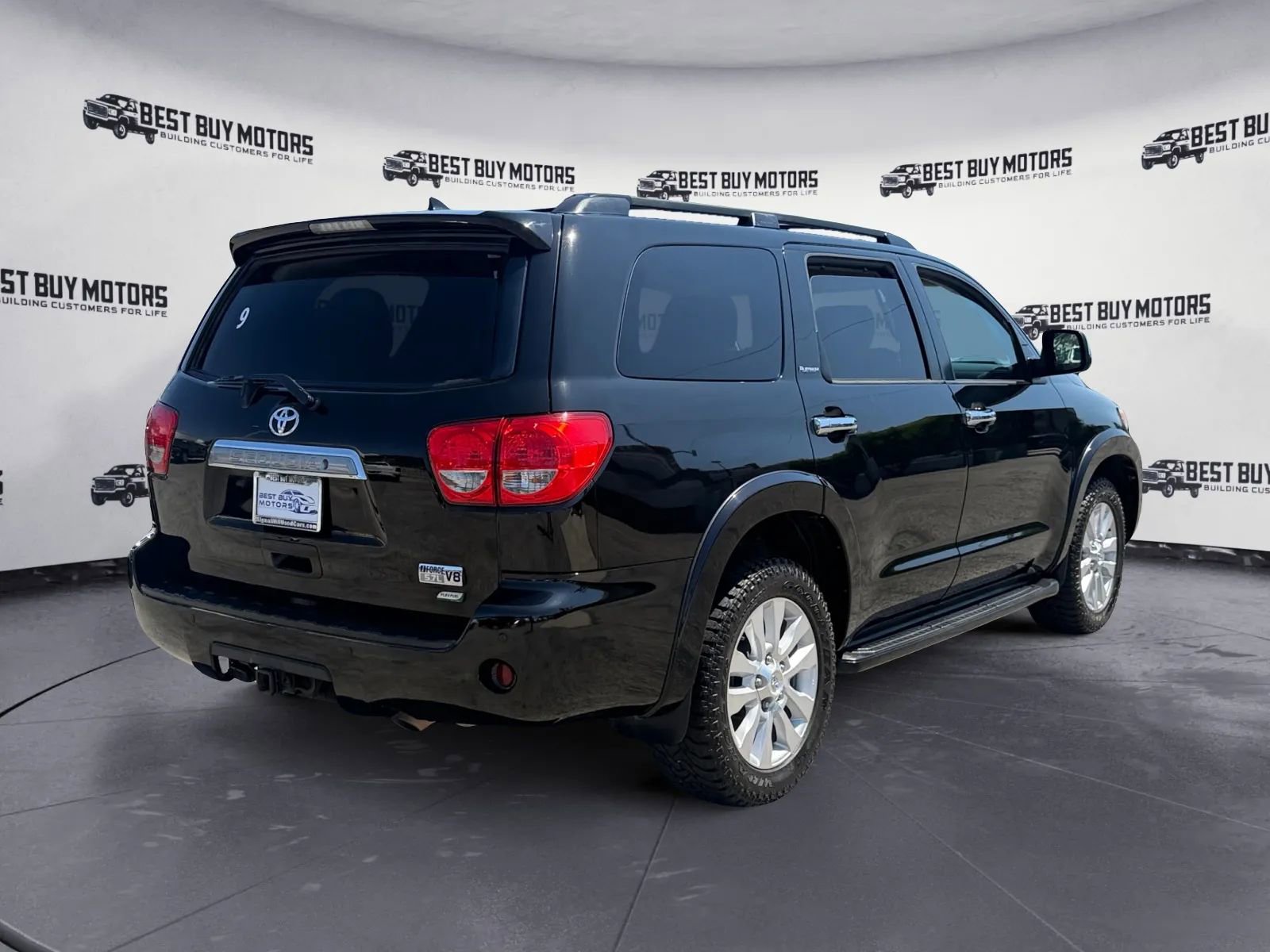 Used 2016 Toyota Sequoia Platinum image 8
