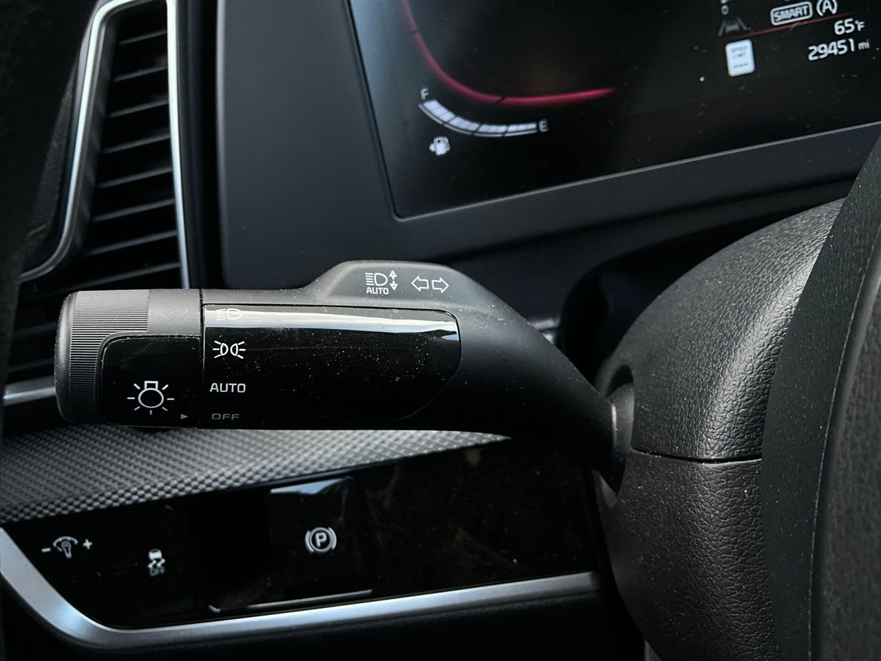 Used 2025 Kia Sportage LX image 33