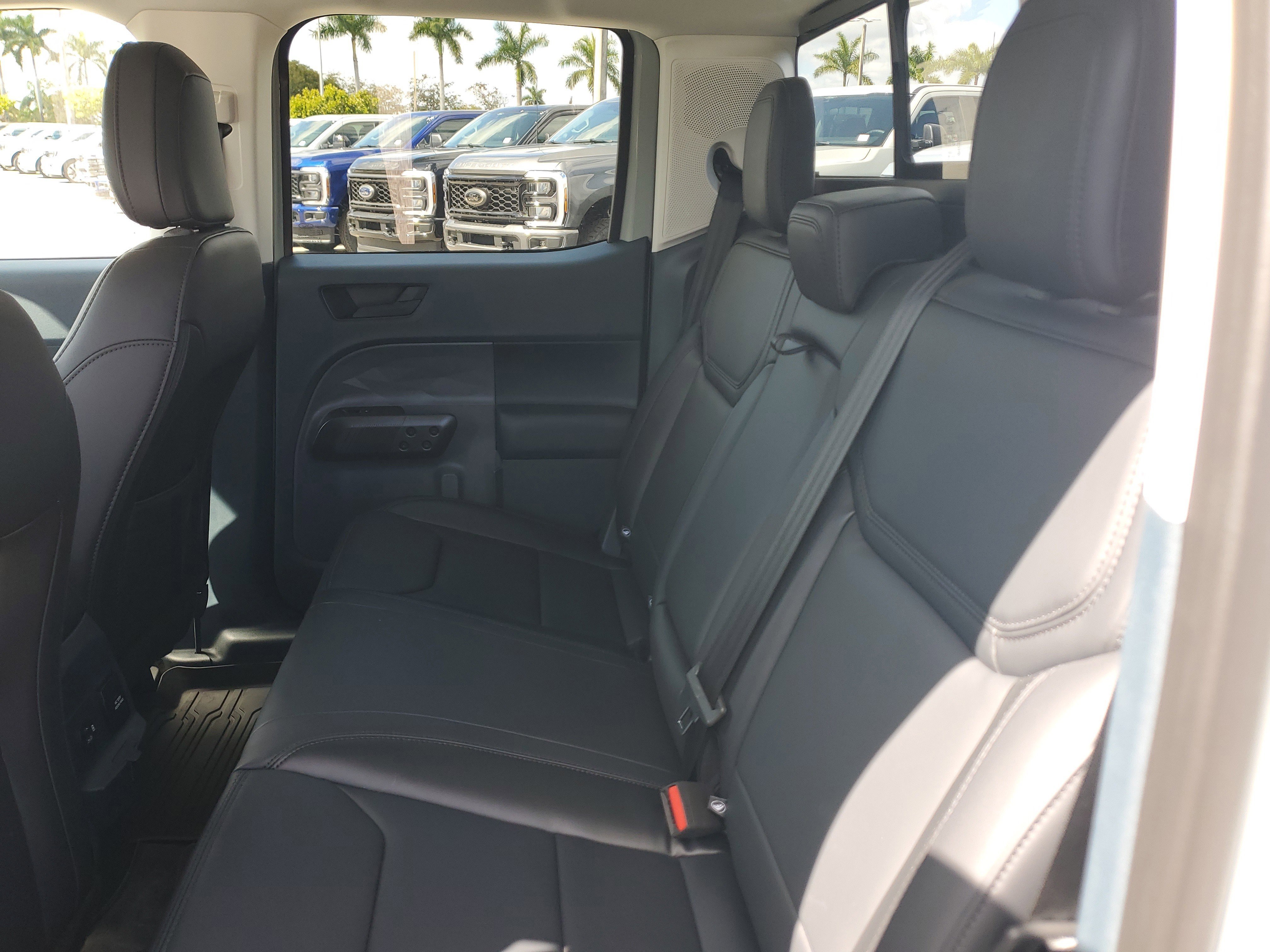 Used 2024 Ford Maverick Lariat w/ Black Appearance Package image 14